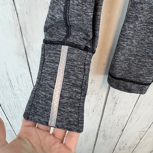 Lululemon Heathered Black Run Back On Track Pullover Hoodie Slim Fit Size 10 - Picture 5 of 15